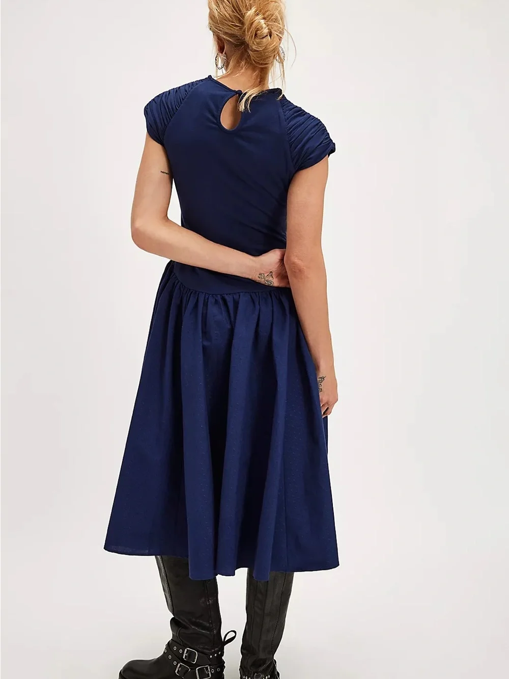 Free People Navy Short-Sleeve Gathered Midi Dress